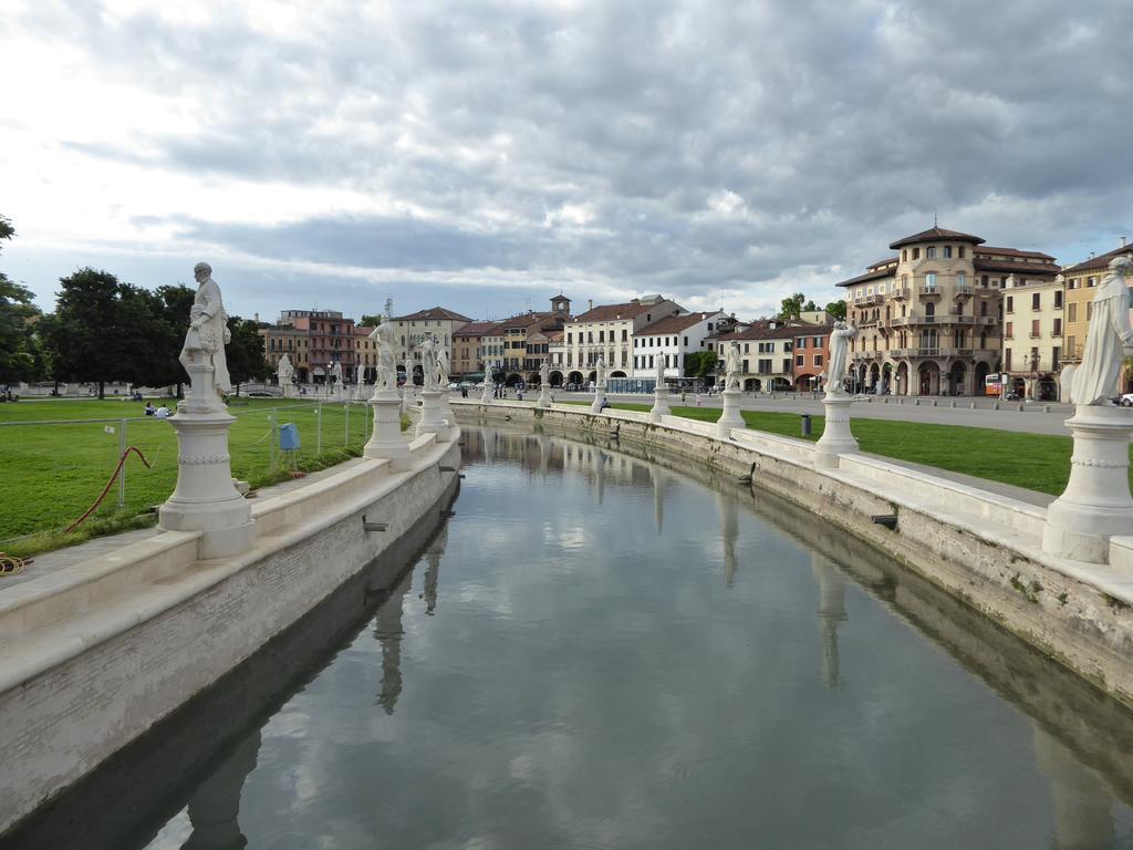 Bed and Breakfast Residenza Carducci Padua Exterior foto