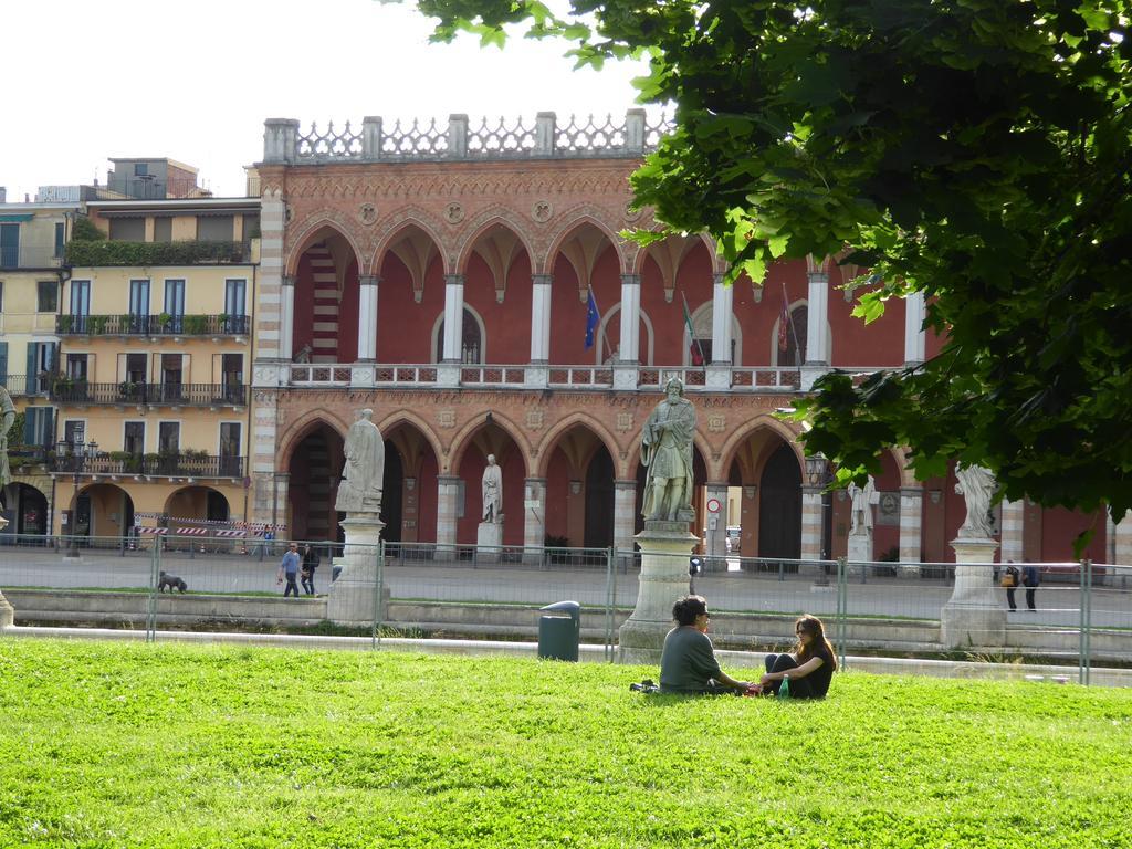 Bed and Breakfast Residenza Carducci Padua Exterior foto
